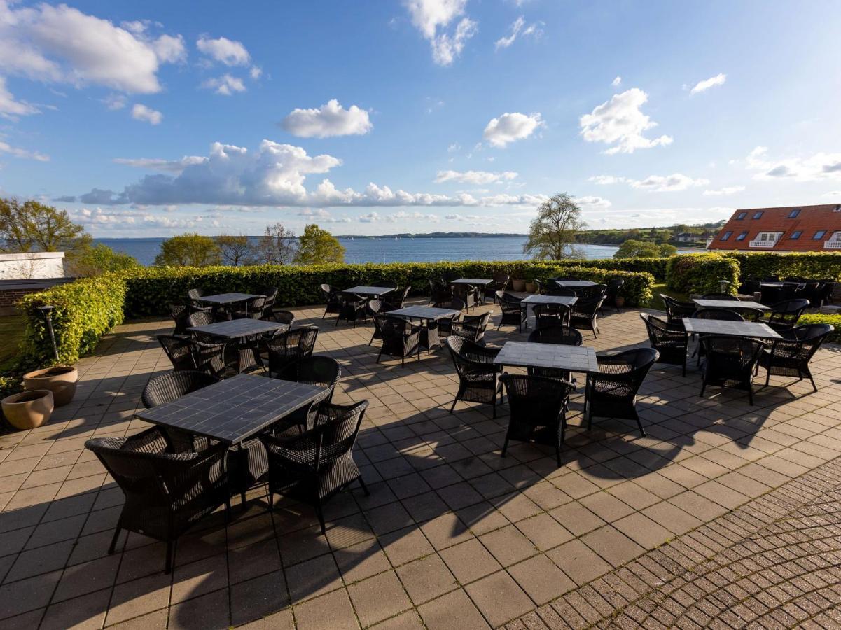 Hotel Sonderborg Strand Экстерьер фото